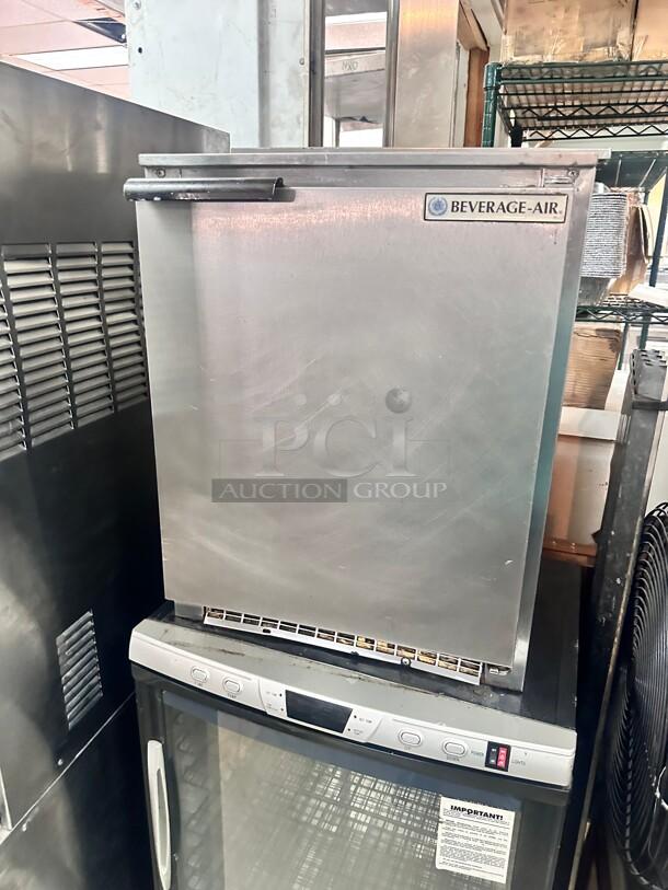 Beverage Air  20"W Undercounter Refrigerator 115v Tested and Working! - Image 2 of 4
