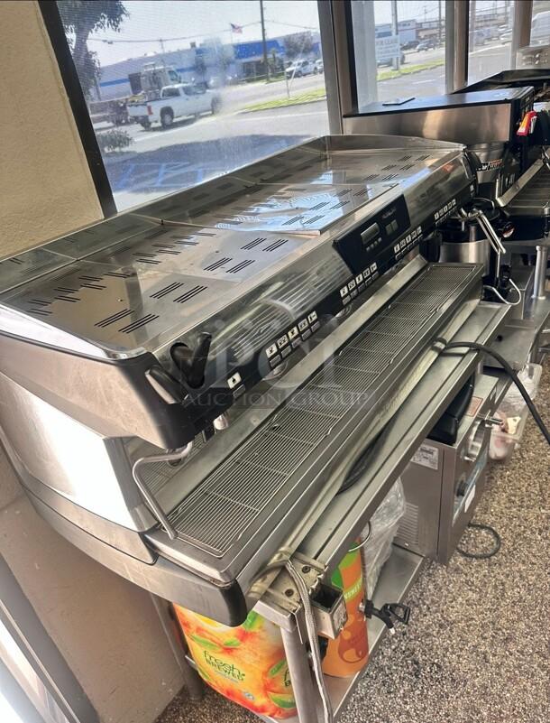 Excellent Condition Nuova Simonelli 4 Group Commercial Expresso Machine 220 Volt 1 Phase Tested and Working! - Image 5 of 9