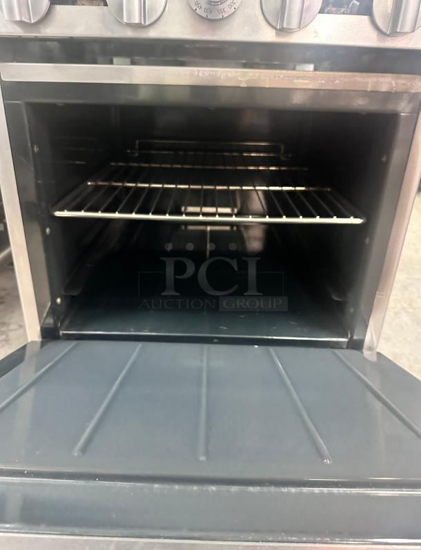 Excellent Condition Imperial 24" Gas 4 Burner With Oven Tested and Working! - Image 8 of 9