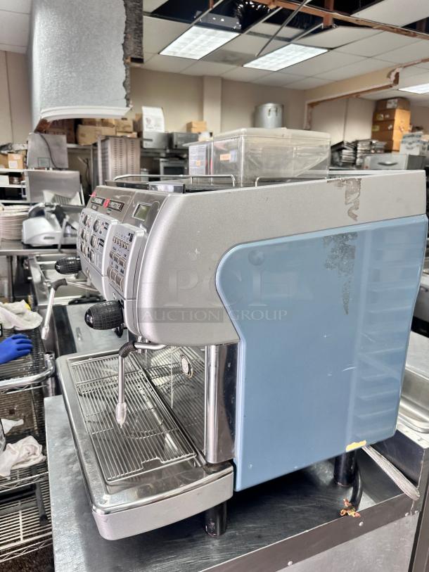 Commercial Super Automatic Espresso Machine 220V - Image 8 of 9