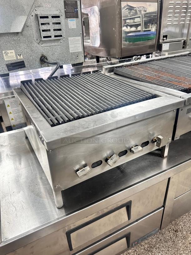 Jade Commercial 24" Gas Char Broiler Tested and Working! - Image 4 of 5
