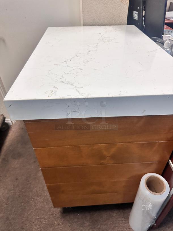 Host Station - Image 7 of 12