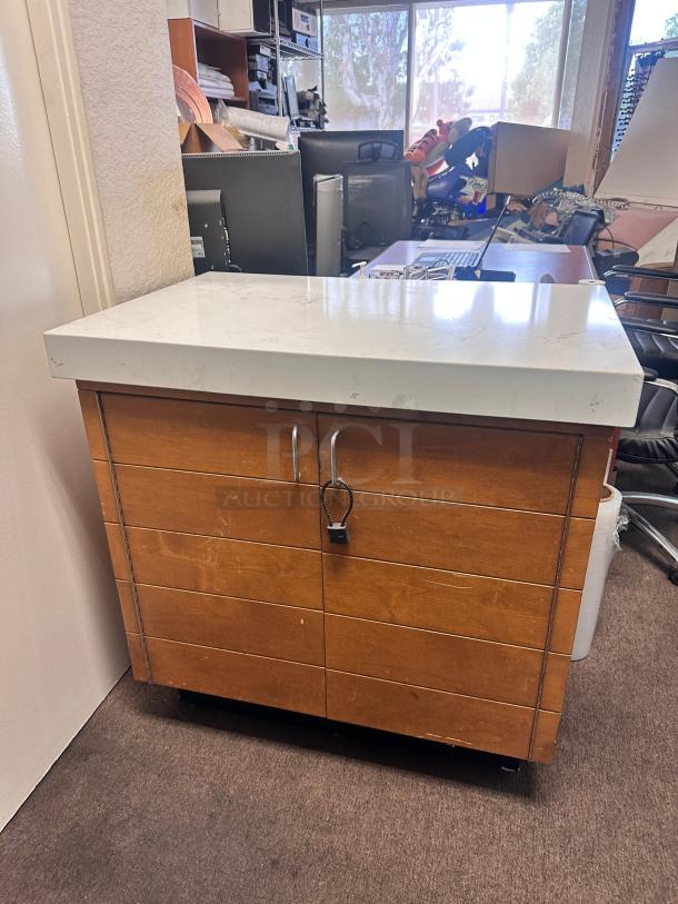 Host Station - Image 8 of 12