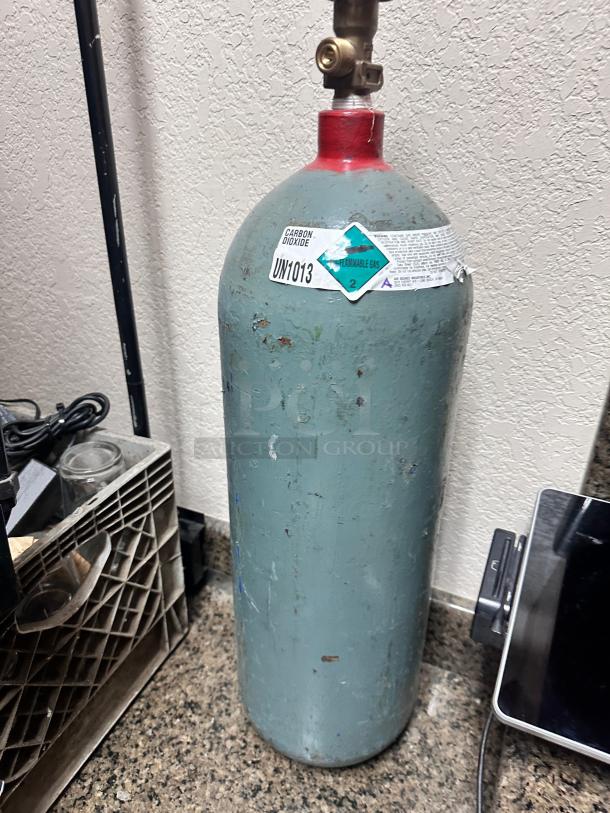 CARBON DIOXIDE, COMPRESSED
UN1013 Tank - Image 2 of 6