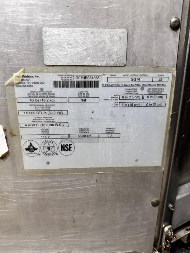 Clean Pitco SG14 Gas Fryer - (3) 50 lb Each With Filtration System Tested and Working! - Image 8 of 11