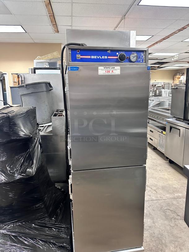 Clean  BEVLES CONVECTION HEATED CABINET 115v Tested and Working! - Image 1 of 9