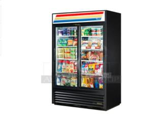 Excellent Condition! True 52" Two Sliding Glass Door Refrigerator 115 Volt Tested and Working!