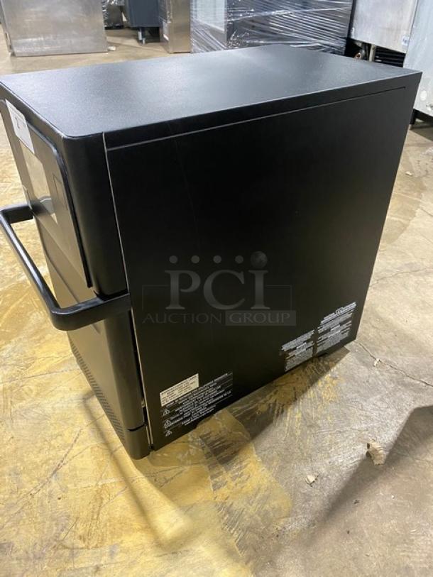 LATE MODEL! 2022! MerryChef Commercial Electric Powered Countertop Rapid Cook Turbo Oven! 208/240V 1 Phase! Model: Eikon E2S SN: 2208213090092! - Image 2 of 8