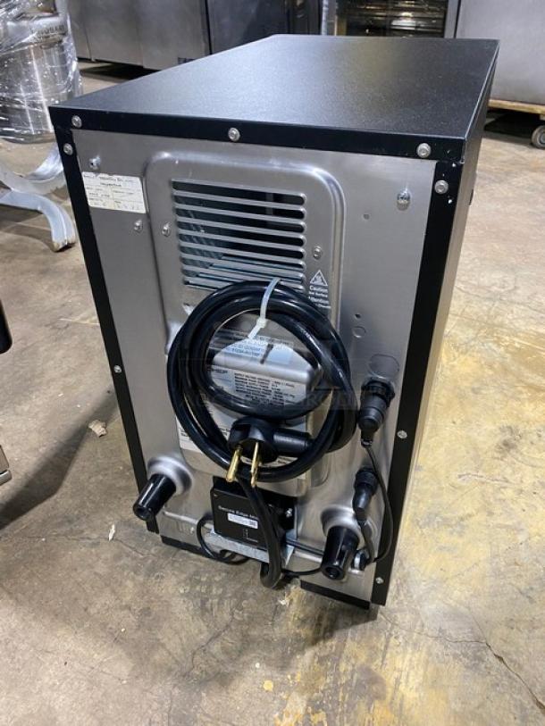 LATE MODEL! 2022! MerryChef Commercial Electric Powered Countertop Rapid Cook Turbo Oven! 208/240V 1 Phase! Model: Eikon E2S SN: 2208213090092! - Image 4 of 8