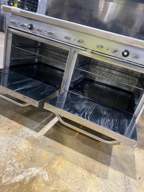 Bakers Pride Commercial Stainless Steel Natural Gas Powered 10 Burner Range! With 2 Full Sized Ovens Underneath! With Back Splash & Overhead Salamander Shelf! With Wire Oven Racks! On Casters! - Image 7 of 9