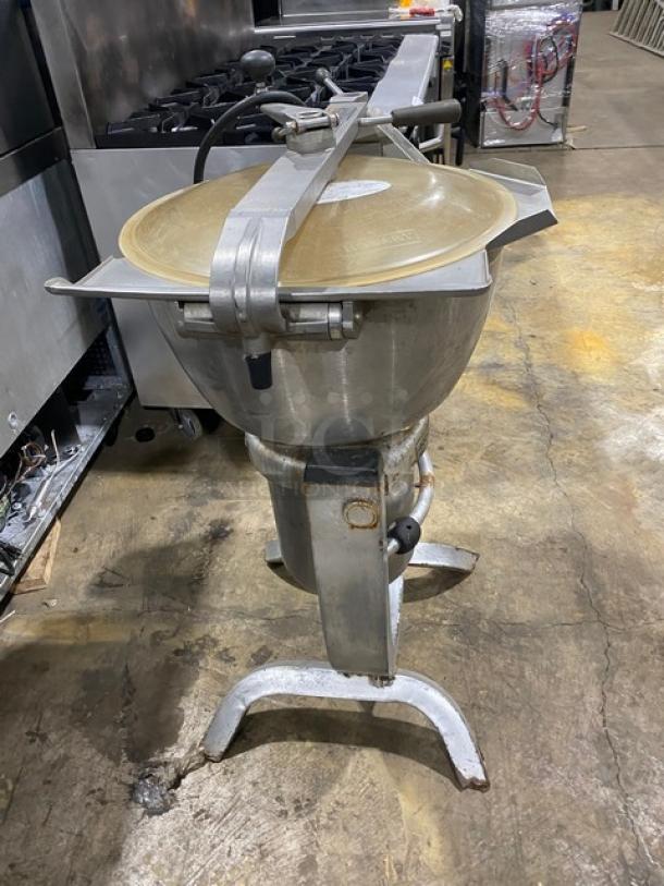 Hobart Commercial Floor Style 45Qt VCM/Cutter/MixerMincer! With Stainless Steel 90 Degree Tilting Bowl & Clear Lexan Cover! 200V 3 Phase! Model: HCM 450 SN: 31-1223-674! - Image 3 of 8