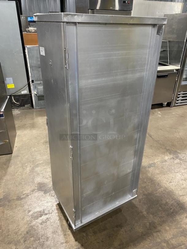 Commercial 40 Pan End Load Enclosed Bun/Sheet Pan Cabinet! On Casters! - Image 3 of 6