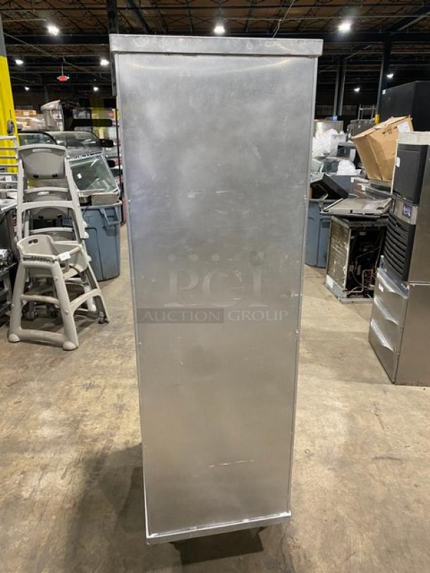 Commercial 40 Pan End Load Enclosed Bun/Sheet Pan Cabinet! On Casters! - Image 4 of 6
