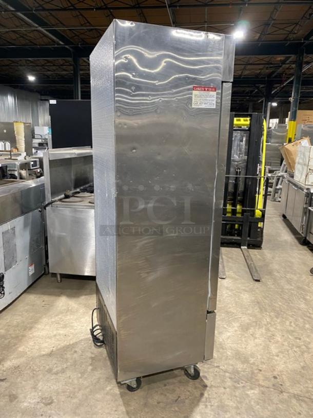 Avantco Commercial Stainless Steel Single Door Reach In Refrigerator! With Poly Coated Wire Racks! On Casters! Model: 178A19R! - Image 3 of 8