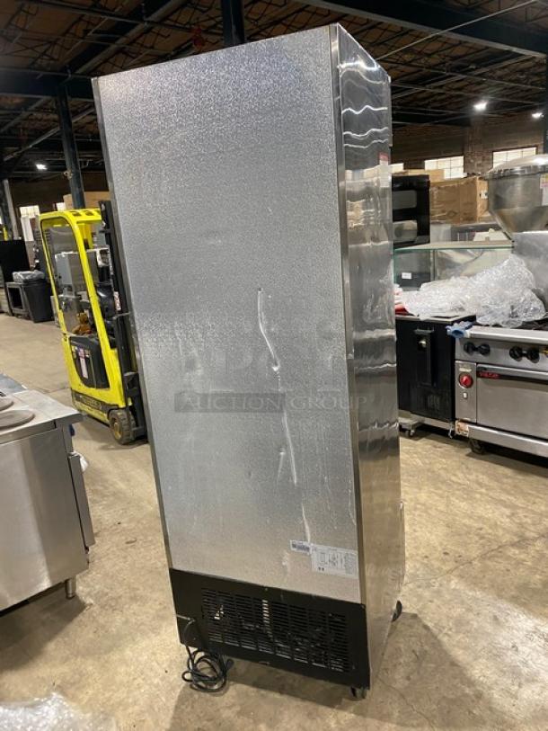 Avantco Commercial Stainless Steel Single Door Reach In Refrigerator! With Poly Coated Wire Racks! On Casters! Model: 178A19R! - Image 4 of 8