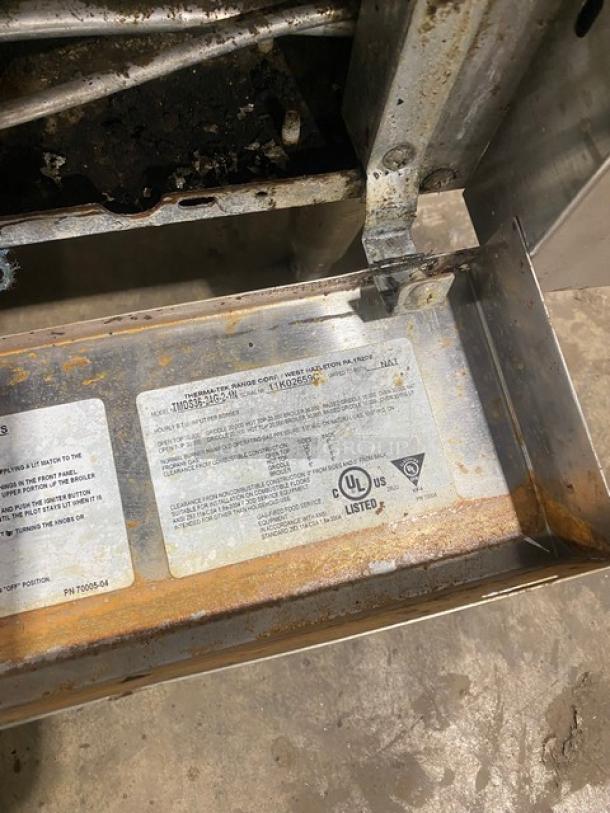 Therma-Tek Commercial Stainless Steel Natural Gas Powered 2 Burner Range Split Top With Flat Griddle! With Full Size Oven Underneath! With Back Splash! On Legs! Model: TMDS36-24G-2-1N SN: 11K02659C! - Image 9 of 10