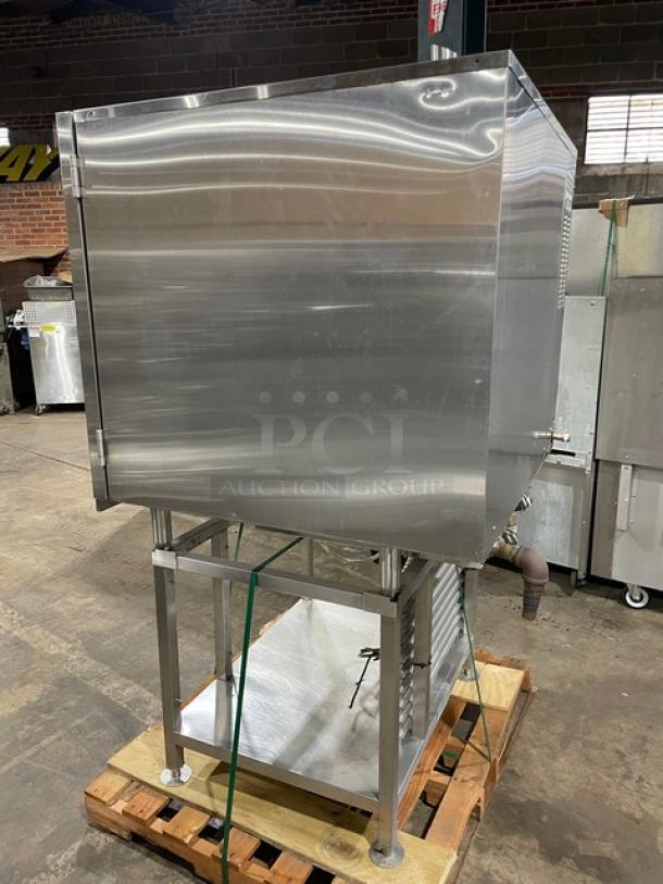 WOW! Alto-Shaam Combitherm Series Commercial Stainless Steel Electric Powered Convection/Steam Combi Oven! With Wire Oven Racks! On Single Shelf Stand With Legs! 208-240V 3 Phase! Model: HUD 10.18 SN: 95610-0899! Working When Removed! - Image 3 of 10