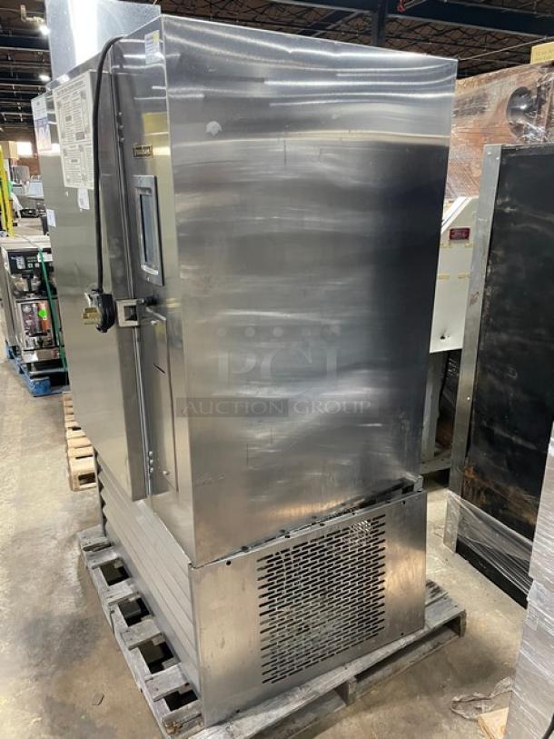 Traulsen Commercial Stainless Steel Left Hinged Self-Contained Reach In Blast Chiller! With On-Board Printer! With Built In Pan Racks! With 3 Food Probes! With Legs! 208-230/115V! Model: TBC13 SN: T87914G17! - Image 3 of 10