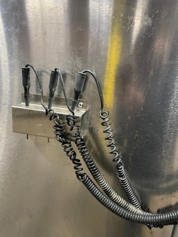 Traulsen Commercial Stainless Steel Left Hinged Self-Contained Reach In Blast Chiller! With On-Board Printer! With Built In Pan Racks! With 3 Food Probes! With Legs! 208-230/115V! Model: TBC13 SN: T87914G17! - Image 7 of 10
