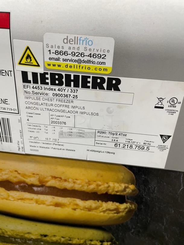 Amazing! Late Model 2020!  Liebherr Commercial Curved Sliding Glass Lid Ice Cream Merchandiser Chest Freezer! With Acrylic Organizers! Model: EFI 4453 SN: 61.218.759.5! 115-127V! On Casters! Working When Removed! - Image 6 of 9