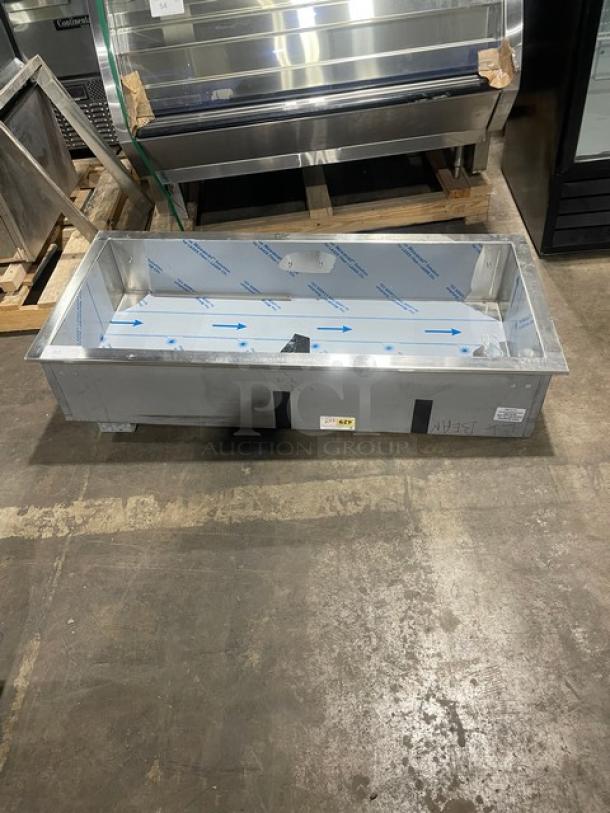 New! Randell Commercial Stainless Steel Electric Powered Cold Food Pan/Drop-In Unit! With Drain Hole! 115V 1 Phase! Model: 9957AR SN: W2013864-1! Remote Compressor/No Compressor! - Image 1 of 8