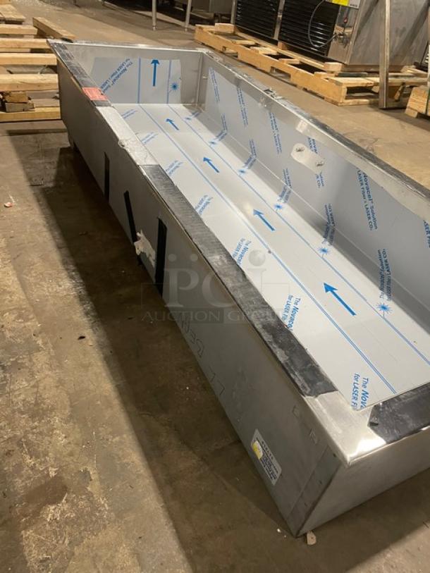 New! Randell Commercial Stainless Steel Electric Powered Cold Food Pan/Drop-In Unit! With Drain Hole! 115V 1 Phase! Model: 9957AR SN: W2013863-1! Remote Compressor/No Compressor! - Image 4 of 9