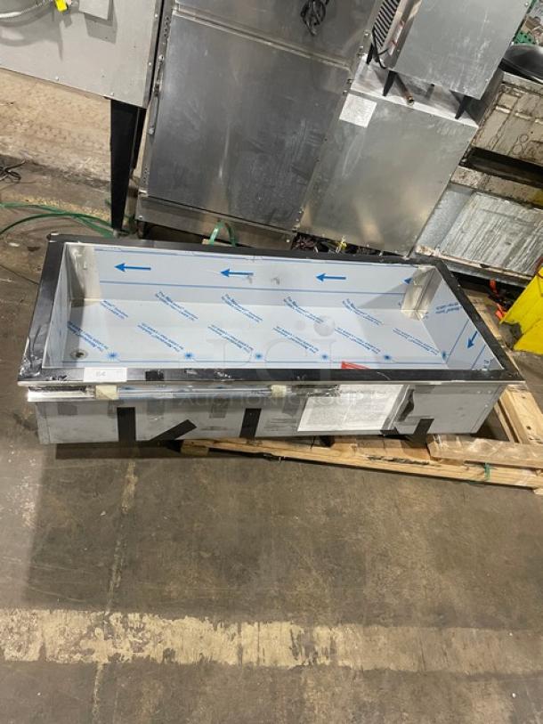 New! Randell Commercial Stainless Steel Electric Powered Cold Food Pan/Drop-In Unit! With Drain Hole! 115V 1 Phase! Model: 9957AR SN: W2013864-2! Remote Compressor/No Compresssor! - Image 1 of 8
