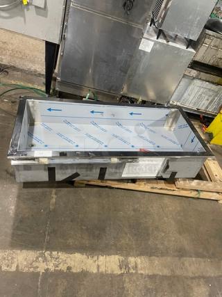 New! Randell Commercial Stainless Steel Electric Powered Cold Food Pan/Drop-In Unit! With Drain Hole! 115V 1 Phase! Model: 9957AR SN: W2013864-2! Remote Compressor/No Compresssor!