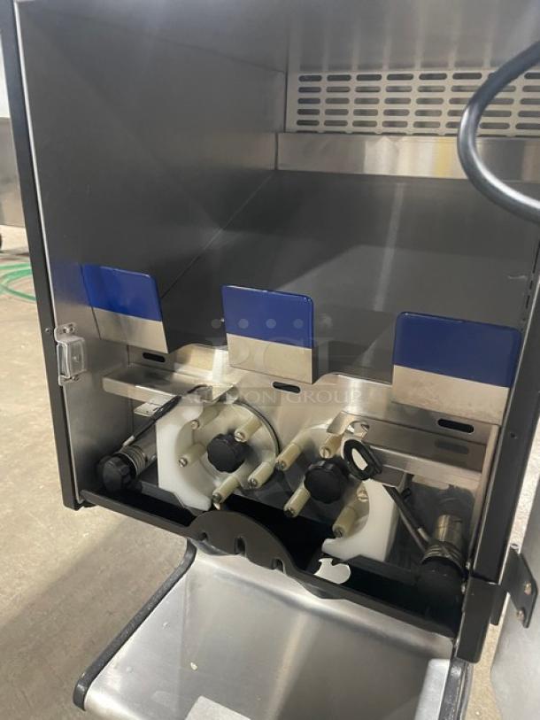 Star Commercial Countertop Standard Heated Peristaltic Dual Pouched Condiment Dispenser! 120V! Model: HPDE2 SN: PDH20315A0072! - Image 6 of 8