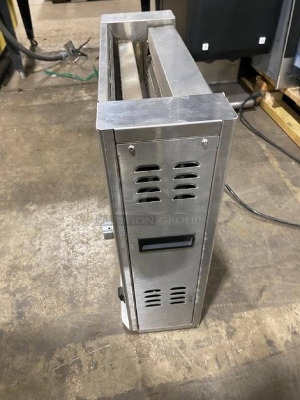 Nice! Late Model! 2019! Prince Castle Commercial Stainless Steel Electric Powered Countertop Vertical Contact Toaster! Model: CTS-MCK SN: FMDK198800X! 120V! Working When Removed! - Image 3 of 9