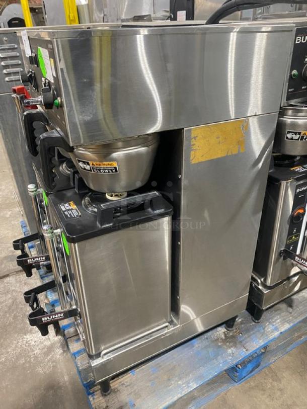 Bunn Soft Heat Series Commercial Stainless Steel Countertop Dual Coffee Brewer! With Hot Water Dispenser! With Smart SplashGard Funnels! With Soft Heat Portable Servers! Model: DUAL SH SN: DUAL065937! 120/208V 1 Phase! On Legs! Working When Removed! - Image 3 of 8