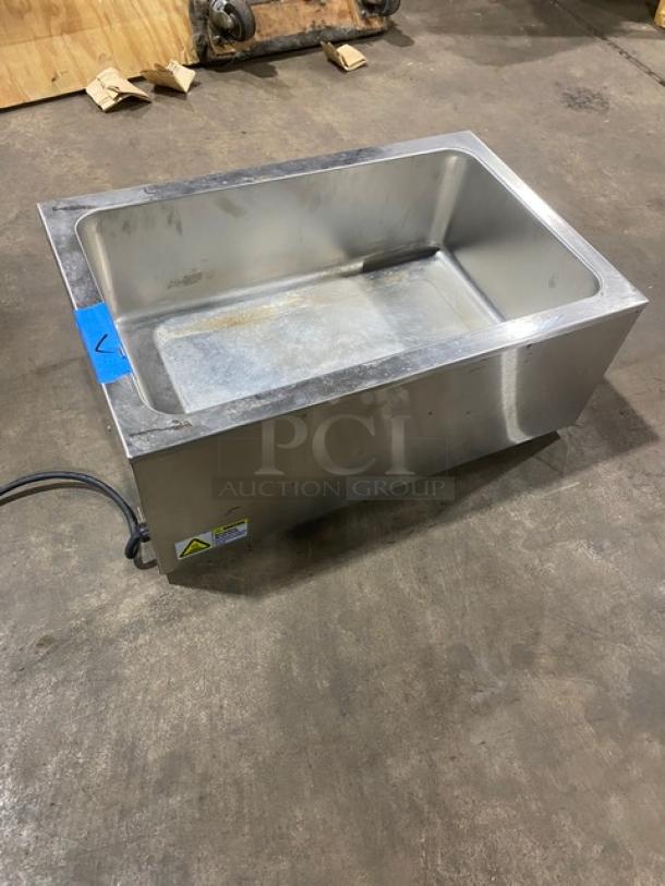Winco Commercial Stainless Steel Electric Powered Countertop Single Well Food Warmer! Model: FW-S500 SN: FWS50010075983! 120V! On Legs! - Image 4 of 8