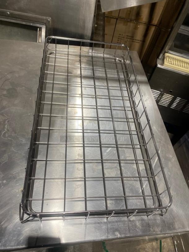 Commercial Full-Sized Bagel/Pastry Wire Rack! - Image 2 of 6