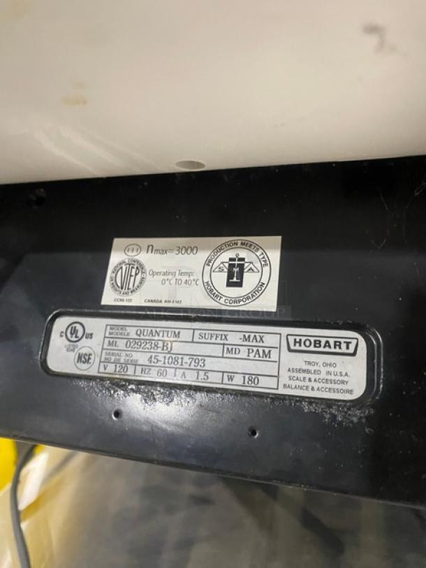 Hobart Quantum Commercial Countertop Deli Touchscreen Scale! With Label Printer! Model: QUANTUM SN: 45-1081-793! 120V! On Legs! - Image 8 of 9