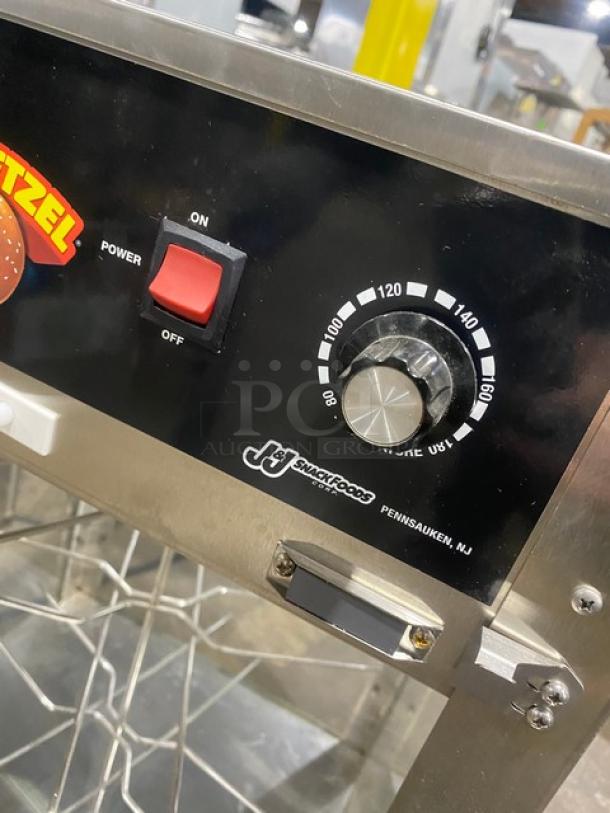 Wisco J&J Snack Foods Style Commercial Stainless Steel Countertop Soft Pretzel Warmer/Display Cabinet! With Wire Pretzel Rack! Model: JJ825 SN: P68010! 120V! - Image 6 of 8