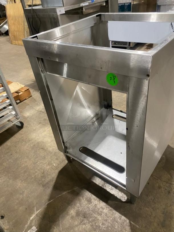 McCanns Commercial Stainless Steel 23x23 Drop-In Beverage Dispenser Stand! Model: 16-1321! On Legs! - Image 4 of 6