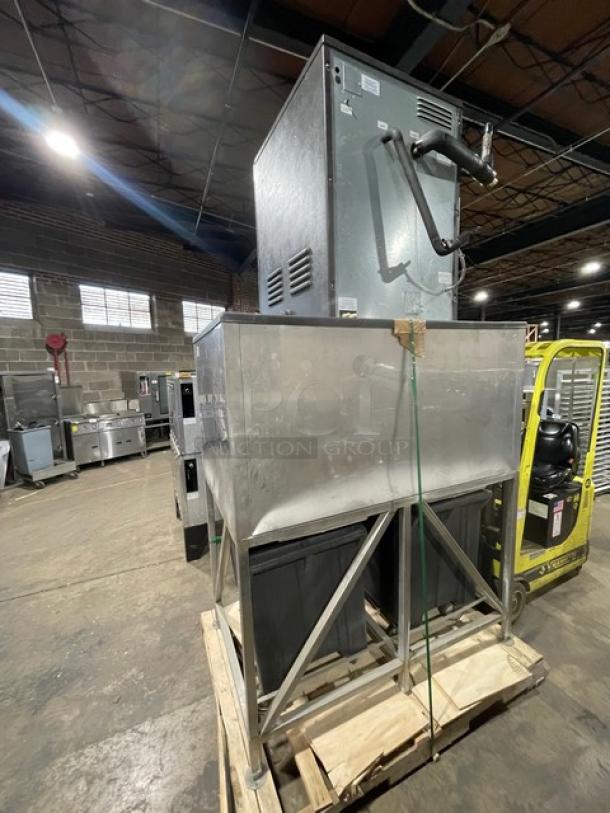 Sweet! Howe Commercial Stainless-Steel 1500LBS Rapid Heavy-Duty Ice Flaker Machine Head! With Howe Dual Bay Mobile Ice Storage Bin Systems! On Stand With Legs! Model: CP1500 SN: 1500F02B1337! With Howe Mobile Express Rolling Ice Carts! Model: CP200H! - Image 6 of 10