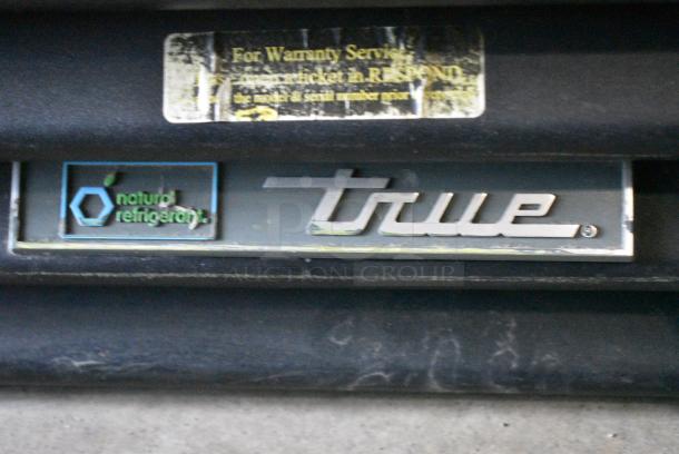 2018 True GDM-72F-HC Metal Commercial 3 Door Reach In Freezer Merchandiser w/ Poly Coated Racks. 208-230 Volts, 1 Phase. Tested and Working! - Image 3 of 7