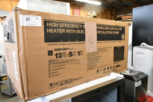BRAND NEW SCRATCH AND DENT! Rheem ECOH200DVRHLN Platinum 11 GPM High Efficiency Indoor Recirculating Natural Gas Tankless Water Heater. Tested and Working! - Image 2 of 3