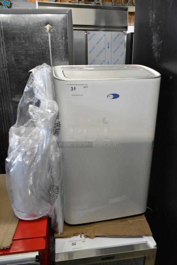 BRAND NEW SCRATCH AND DENT! Whynter ARC-1050XP 10,000 BTU Portable Air Conditioner Cools 500 sq. ft. with Dehumidifier, Remote, and White. 115 Volts, 1 Phase. Tested and Working! - Image 2 of 7