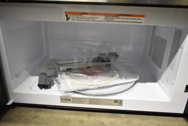 BRAND NEW SCRATCH AND DENT! KoolMore KM-MOT-1SS Stainless Steel Overhead Microwave Oven w/ Plate. 120 Volts, 1 Phase. - Image 6 of 9