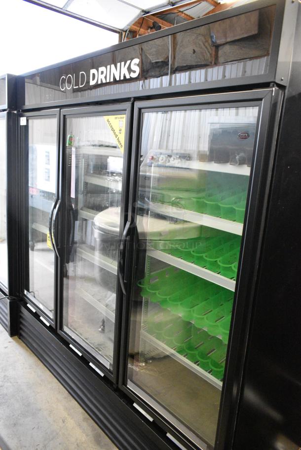 2017 True GDM-72-HC Metal Commercial 3 Door Reach In Cooler Merchandiser w/ Poly Coated Racks. 208-230 Volts, 1 Phase. Tested and Working! - Image 2 of 7