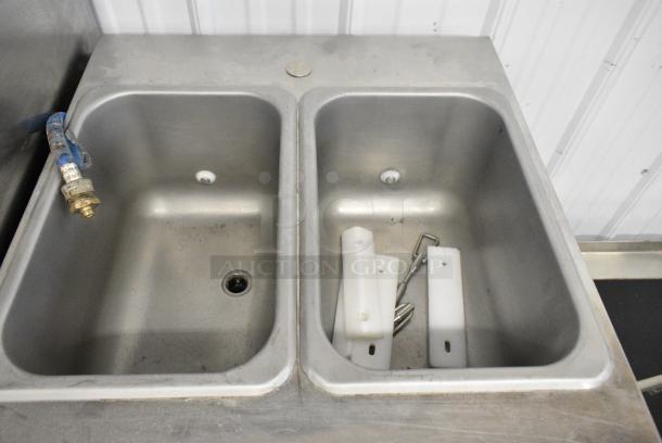 Electro Freeze SL500-132 Stainless Steel Commercial Floor Style Water Cooled 2 Flavor w/ Twist Soft Serve Soft Serve Ice Cream Machine on Commercial Casters. 208-230 Volts, 3 Phase. - Image 6 of 10