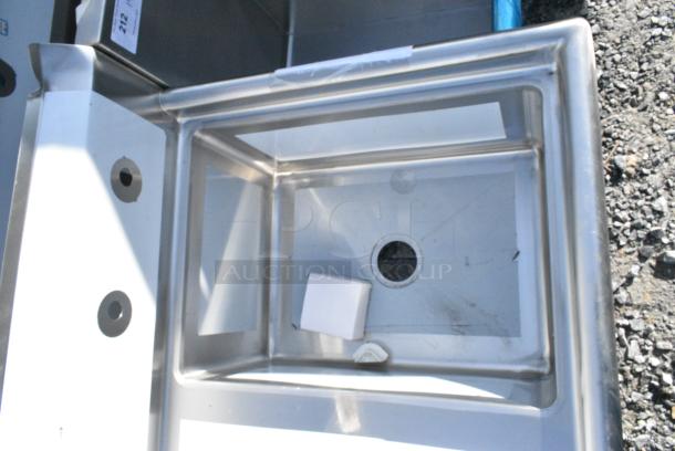 BRAND NEW SCRATCH AND DENT! Regency 600S1172324L Stainless Steel Single Bay Sink w/ Left Side Drain Board. No Legs. Bays 17x23x12. Drain Board 22x24 - Image 3 of 5
