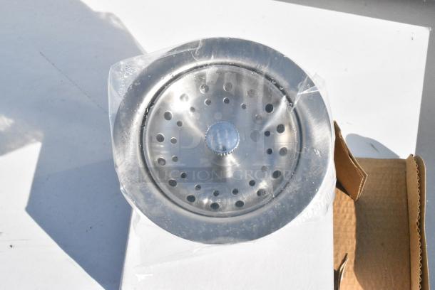 BRAND NEW SCRATCH AND DENT! Regency 600S1172324L Stainless Steel Single Bay Sink w/ Left Side Drain Board. No Legs. Bays 17x23x12. Drain Board 22x24 - Image 4 of 5