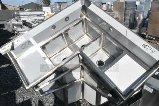 BRAND NEW SCRATCH AND DENT! Regency 600S3141414C Stainless Steel L Shaped 3 Bay Sink w/ Dual Drain Boards. No Legs. Bays 14x14x14. Drain Boards 12x15