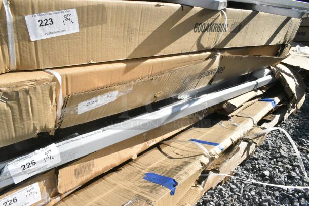 BRAND NEW SCRATCH AND DENT! Regency 600AKR60R 6 Keg Aluminum Keg Rack - 20" x 60" x 76". May Be Missing Pieces. - Image 1 of 2