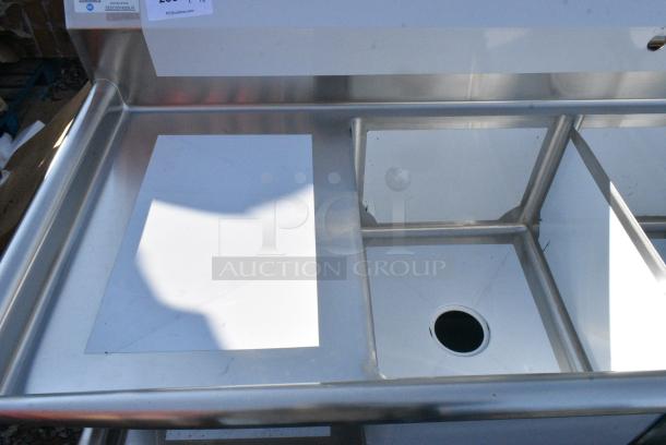 BRAND NEW SCRATCH AND DENT! Steelton 522CS31620LR Stainless Steel Commercial 3 Bay Sink w/ Dual Drain Boards. No Legs. Bays 16x20x12. Drain Boards 16x22 - Image 2 of 8