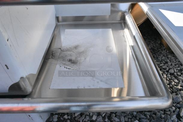 BRAND NEW SCRATCH AND DENT! Steelton 522CS31620LR Stainless Steel Commercial 3 Bay Sink w/ Dual Drain Boards. No Legs. Bays 16x20x12. Drain Boards 16x22 - Image 5 of 6
