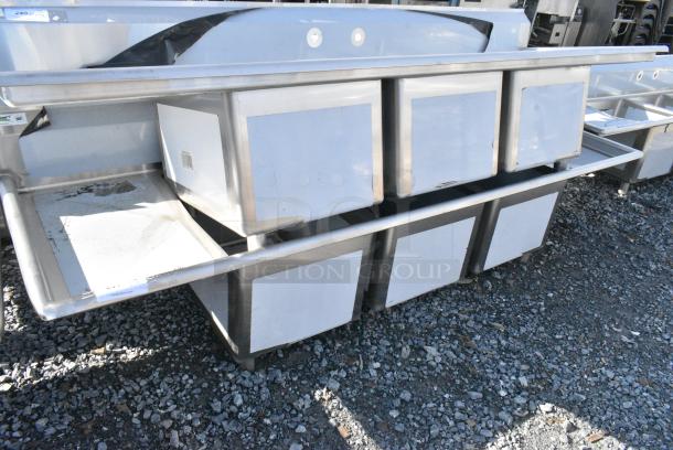 BRAND NEW SCRATCH AND DENT! Regency 600S31824218 Stainless Steel Commercial 3 Bay Sink w/ Dual Drain Boards. No Legs. Bays 18x24x14. Drain Boards 16x25 - Image 3 of 6